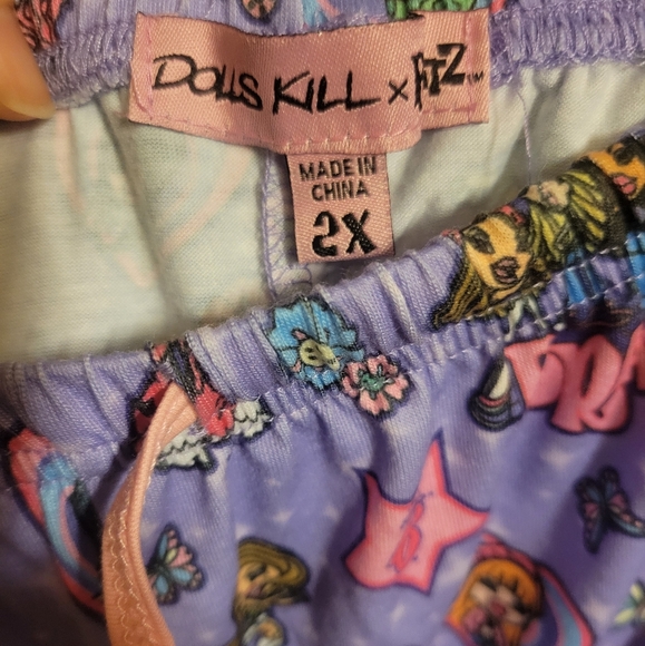 Bratz x Dolls Kill Pajama Set Plus Size - Picture 5 of 7